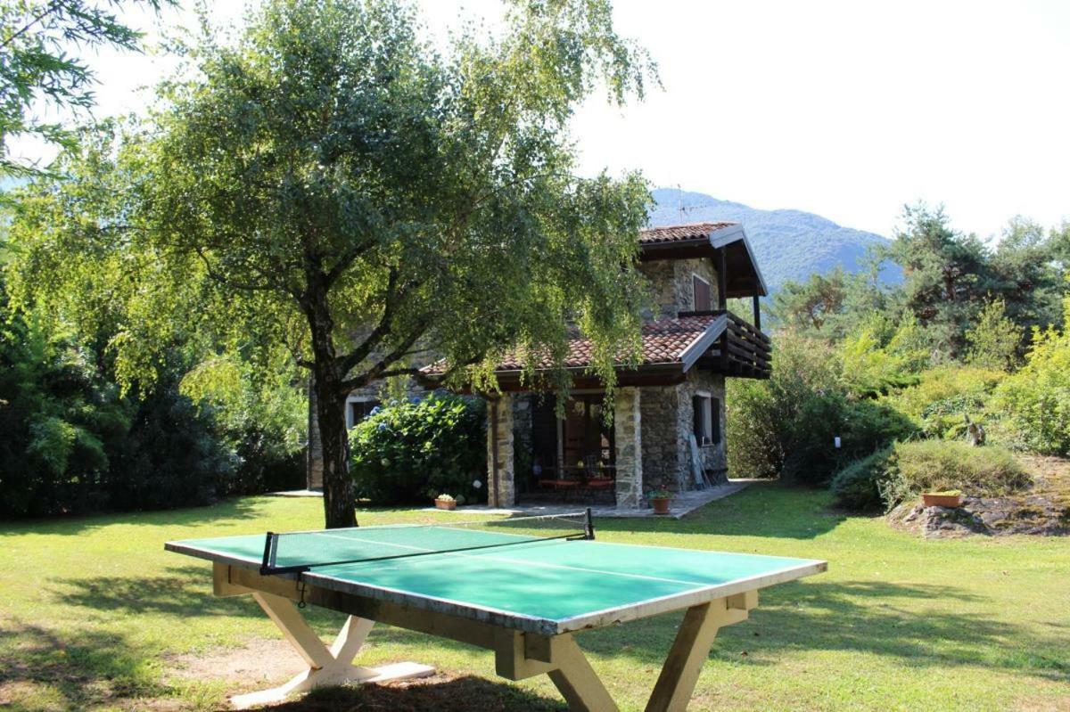 Villa Erica Con Piscina Privata Sul Lago Di Como Colico Exteriör bild